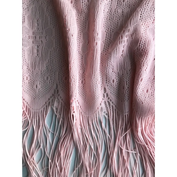 • mesh frilled tank top • - Picture 2 of 3